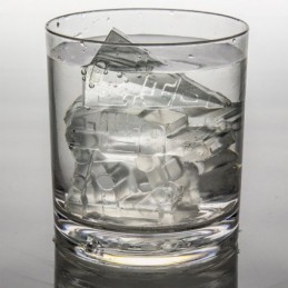 Figur  Star Wars At-At and Destroyer Ice Cube Trays Geneva Store Switzerland