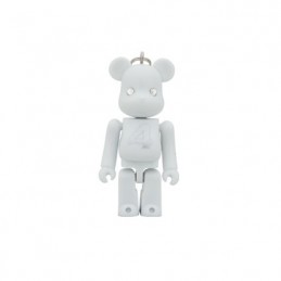 Figur MedicomToy Bearbrick Birthday April by Medicom x Swarovski Geneva Store Switzerland