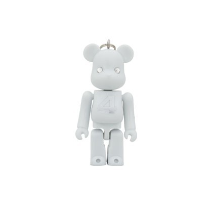 Figur MedicomToy Bearbrick Birthday April by Medicom x Swarovski Geneva Store Switzerland