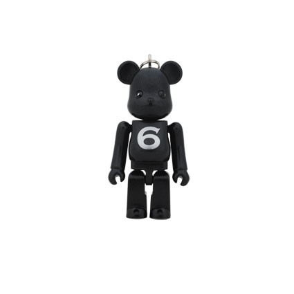 Figuren MedicomToy Bearbrick Birthday Juni von Medicom x Swarovski Genf Shop Schweiz Figuren MedicomToy Bearbrick Birthday Juni von Medicom x Swarovski Genf Shop Schweiz