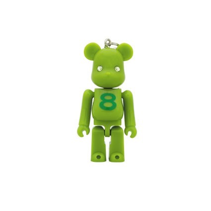 Figuren MedicomToy Bearbrick Birthday August von Medicom x Swarovski Genf Shop Schweiz Figuren MedicomToy Bearbrick Birthday August von Medicom x Swarovski Genf Shop Schweiz