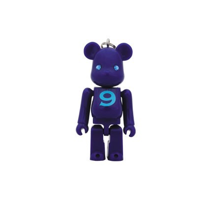 Figur MedicomToy Bearbrick Birthday September by Medicom x Swarovski Geneva Store Switzerland