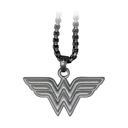 Figuren FaNaTtiK DC Comics Halskette Wonder Woman Limitierte Auflage Genf Shop Schweiz Figuren FaNaTtiK DC Comics Halskette Wonder Woman Limitierte Auflage Genf Shop Schweiz