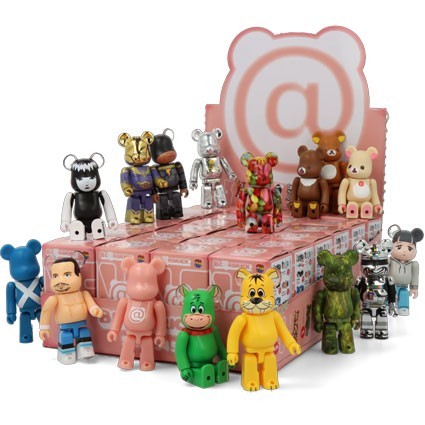 Figuren MedicomToy Mystery Box Bearbrick Series 45 Genf Shop Schweiz