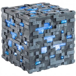 Figurine Noble Collection Minecraft Réplique Illuminating Diamond Ore Cube 10 cm Boutique Geneve Suisse