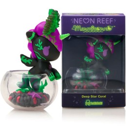 Figur Tokidoki Tokidoki Mermicorno Blacklight Neon Reef Deep Star Coral Limited Edition Geneva Store Switzerland
