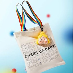 Figurine POP MART Pop Mart Crybaby Cheer Up Baby! (Peluche Officielle Pendantif Blind Box) Boutique Geneve Suisse