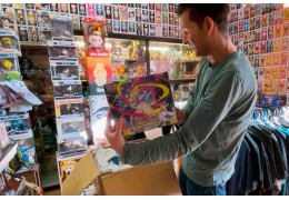 Japanese Pokémon Cards Arrival in Geneva – In-Store Unboxing